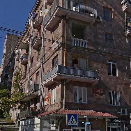 Apartment 20 Saryan Yerevan Exterior photo